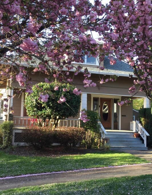 Southeast Portland Comfy & Eclectic Craftsman Home Ngoại thất bức ảnh