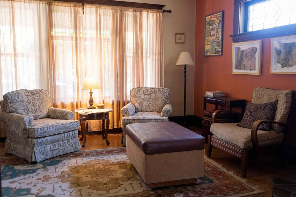 Southeast Portland Comfy & Eclectic Craftsman Home Ngoại thất bức ảnh